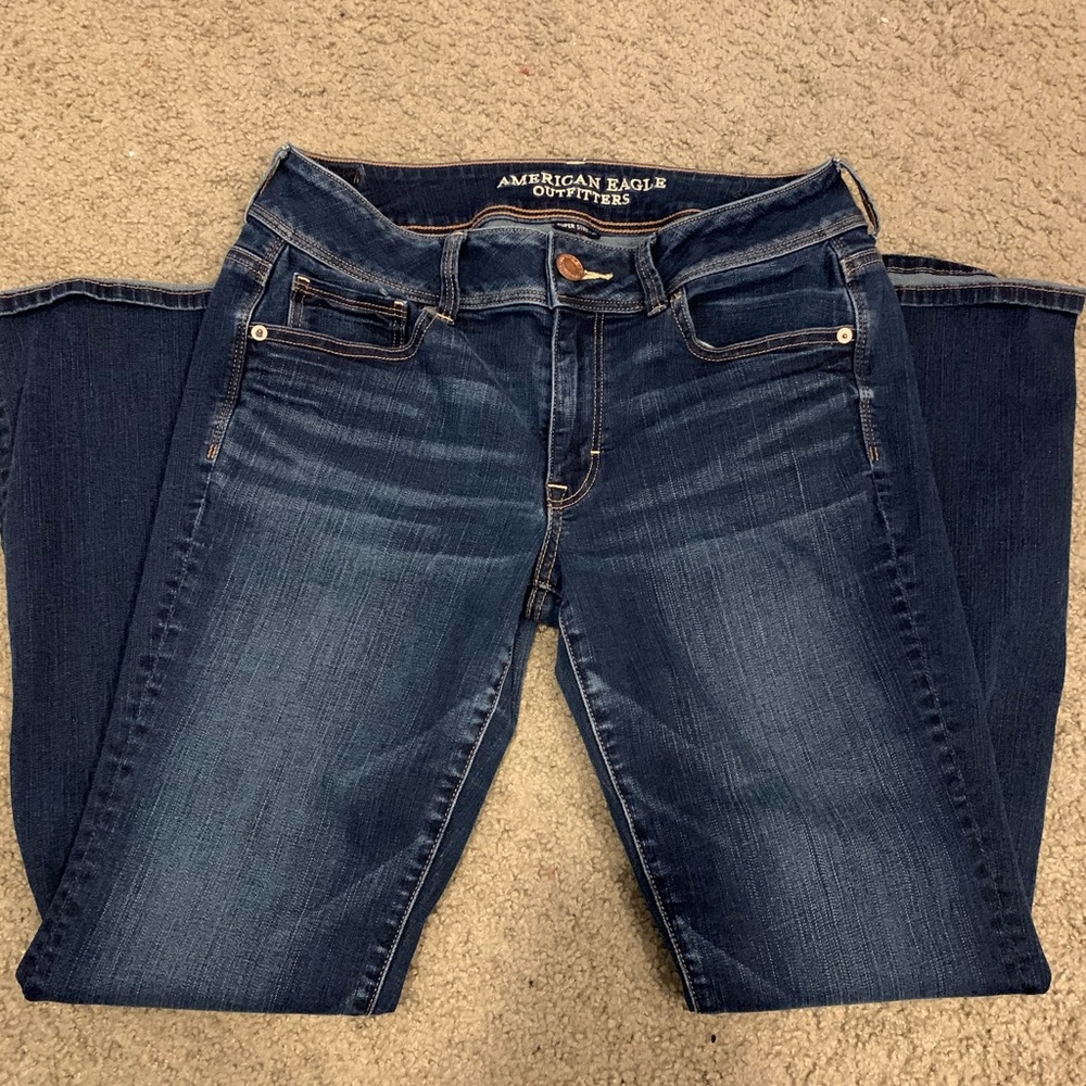 American Eagle bootcut size 10 Short